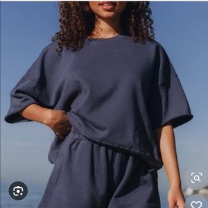 navy short sleeve top daily drills